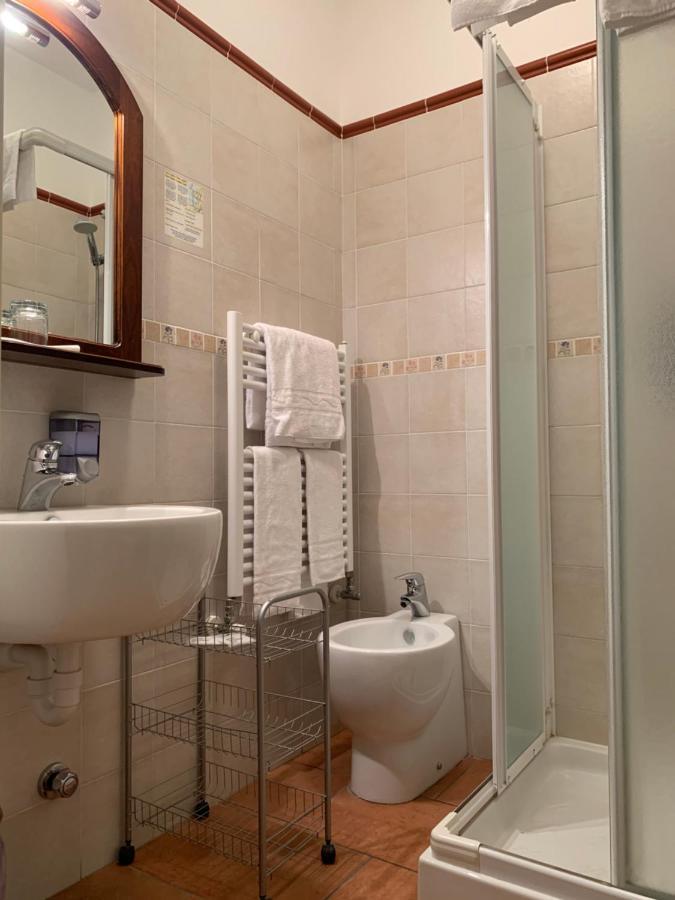 Mongalletto Castellinaldo Extérieur photo