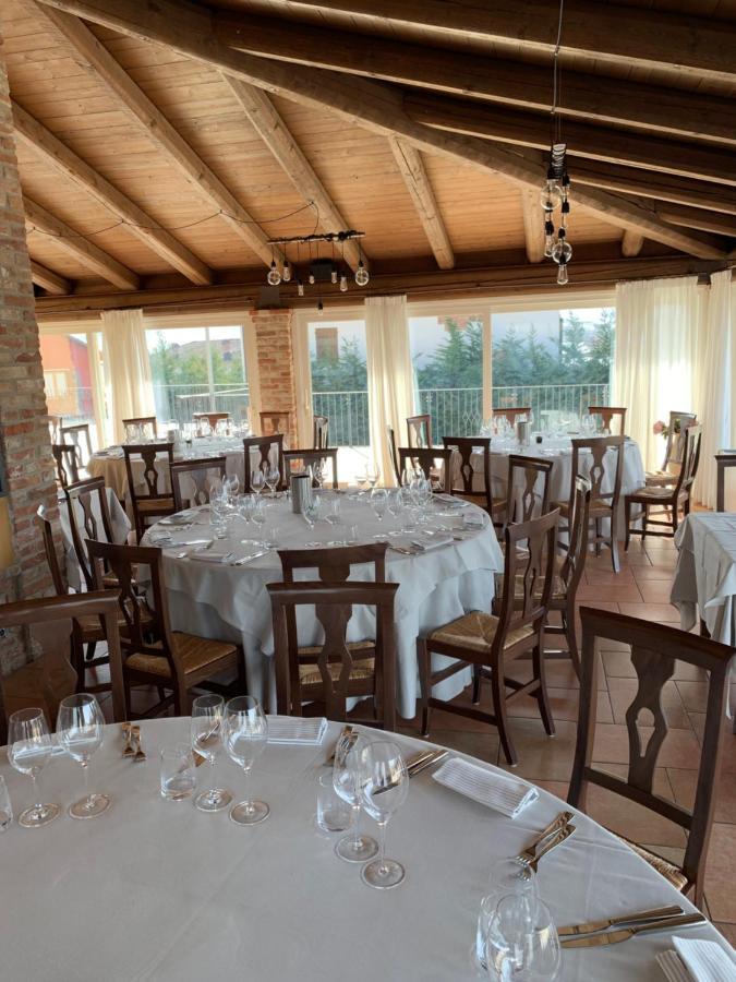 Mongalletto Castellinaldo Extérieur photo